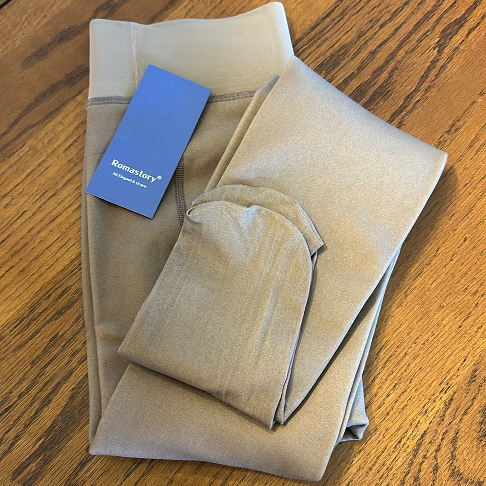 ROMASTORY fleece lined tights!